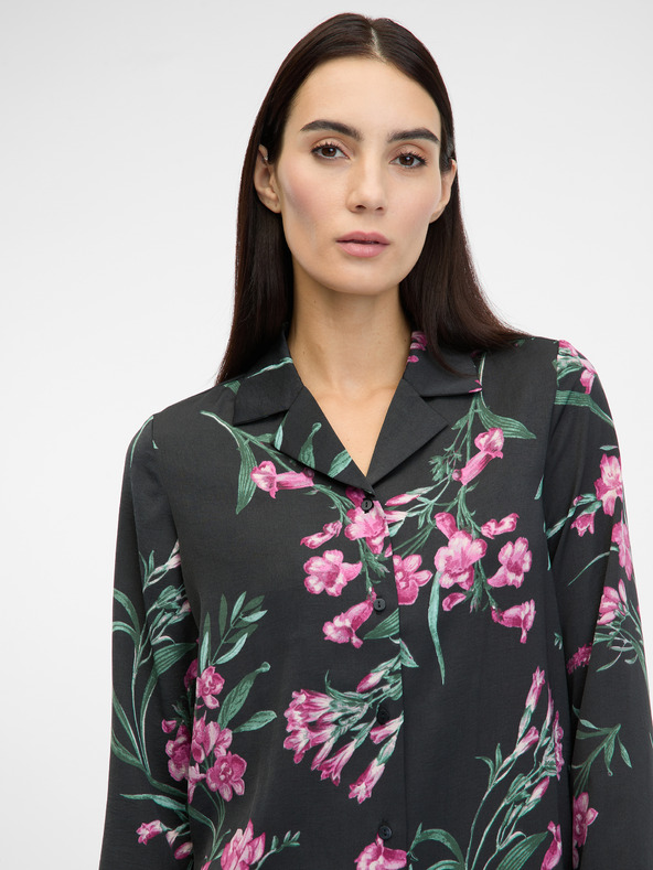 Orsay Cămașă de noapte neagră din satin pentru femei ORSAY