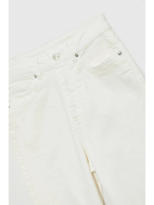 Moodo Blugi albi scurți pentru femei