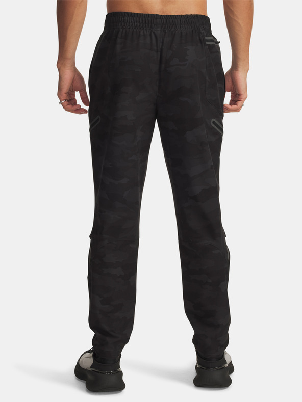 Under Armour Pantaloni sport bărbați Under Armour UA Unstoppable Cargo Pant-BLK