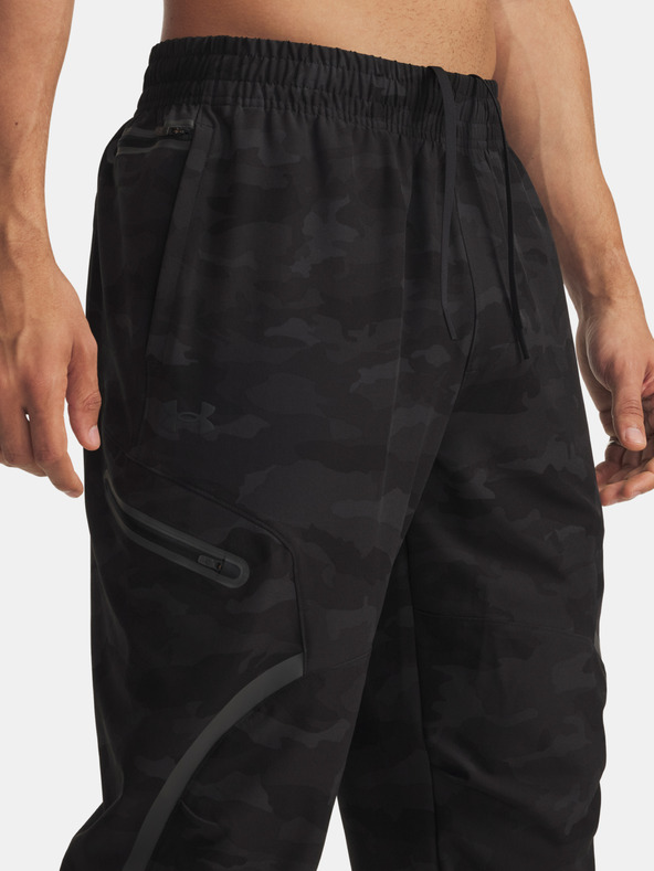 Under Armour Pantaloni sport bărbați Under Armour UA Unstoppable Cargo Pant-BLK
