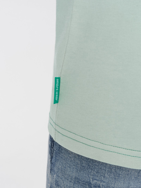 Ombre Clothing Tricou