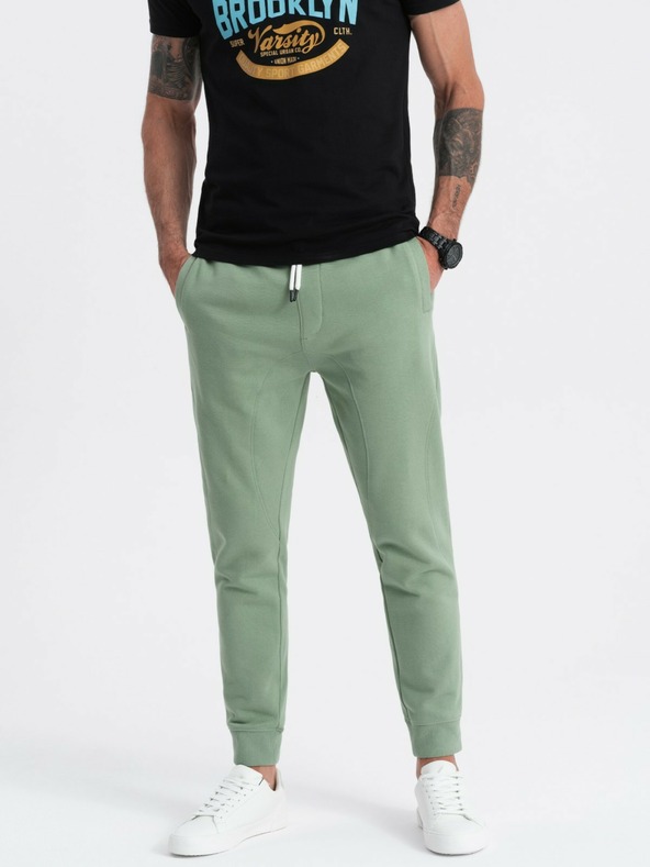 Ombre Clothing Pantaloni de trening Verde