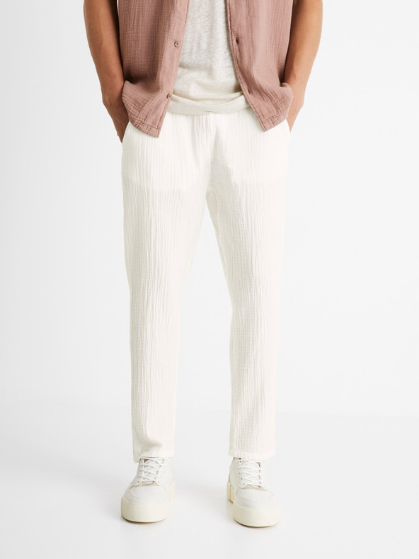 Celio Pantaloni Celio Cobogaze albi pentru bărbați