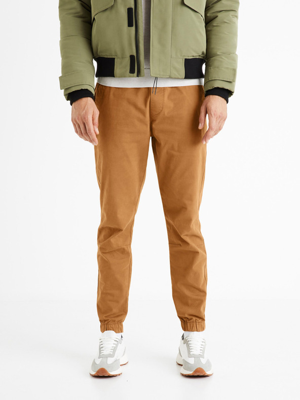 Celio Voyage Pantaloni Maro