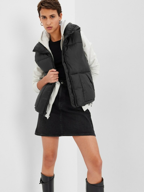 GAP Vesta Negru