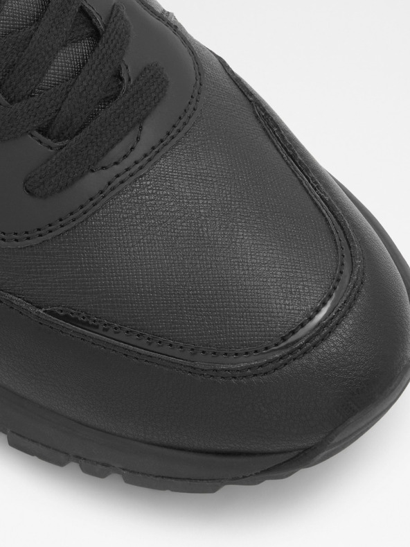 Aldo Cernache Teniși