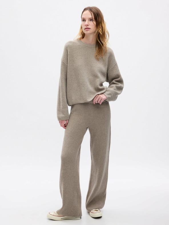 GAP Pantaloni Maro