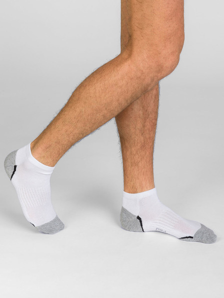 DIM Set de trei șosete sport pentru bărbați în alb Dim SPORT IN-SHOE 3x