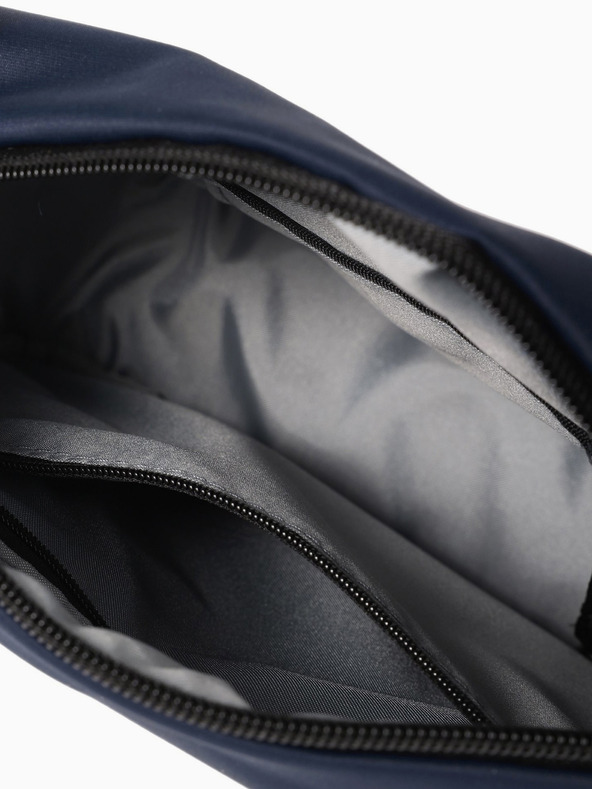 Hedgren Albastru închis pentru femei Hedgren Neutron Handbag M