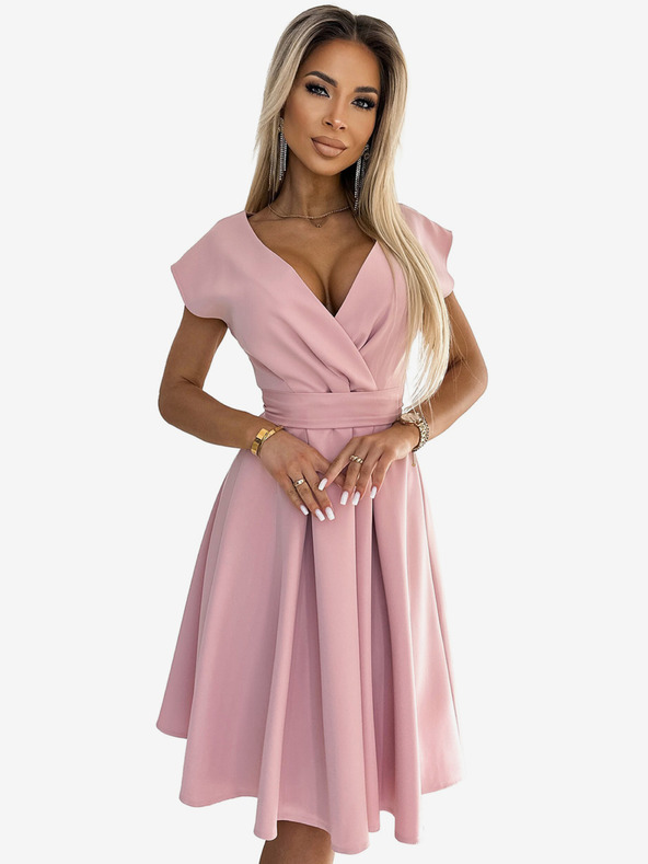 numoco Rochie cu decolteu evazat - roz pudră Numoco SCARLETT