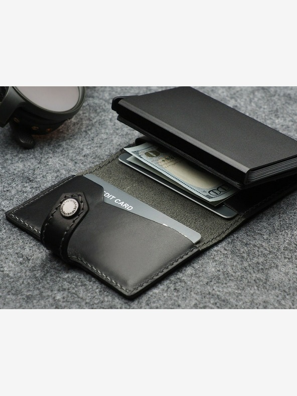 Pularys Set cadou portofel și breloc din piele pentru bărbați Pularys Hiker negru 211314101