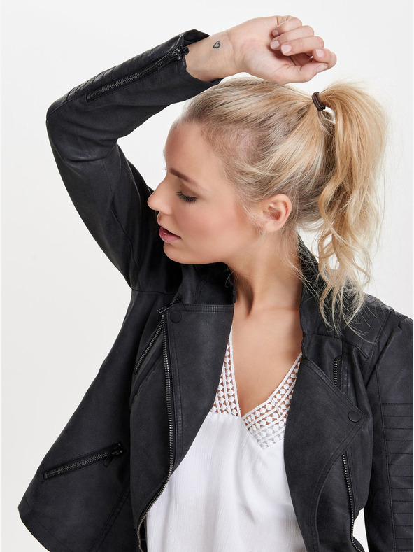 ONLY Jachetă curbată din piele neagră pentru femei cu buzunare ONLY Biker