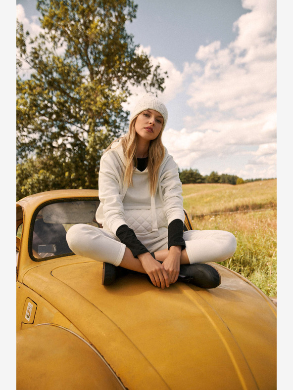 Moodo Hanorac alb de damă Moodo