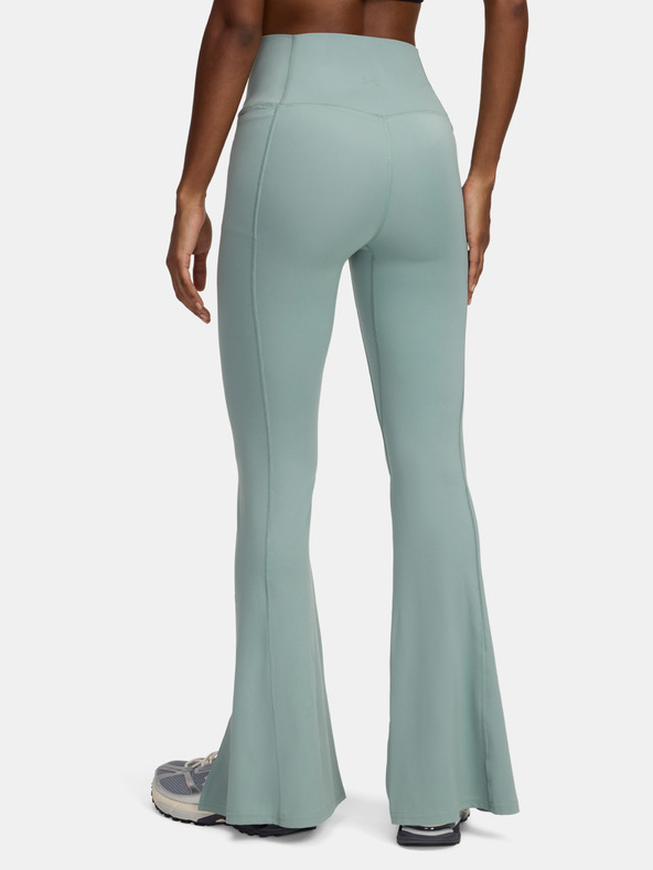 Under Armour Pantaloni Meridian Kick Flare pentru femei Under Armour