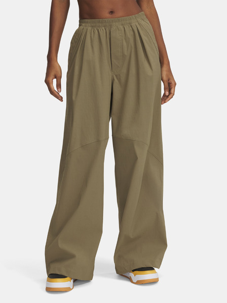 Under Armour Pantaloni sport pentru femei Under Armour UA Unstoppable Wvn Parachute