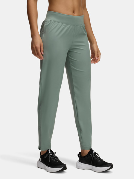 Under Armour Pantaloni Under Armour UA OutRun the Storm pentru femei