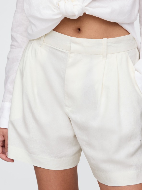 GAP Pantaloni scurți din in GAP