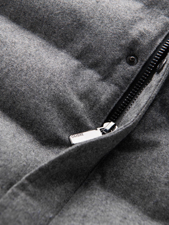 Ombre Clothing Vestă matlasată Ombre Clothing pentru bărbați