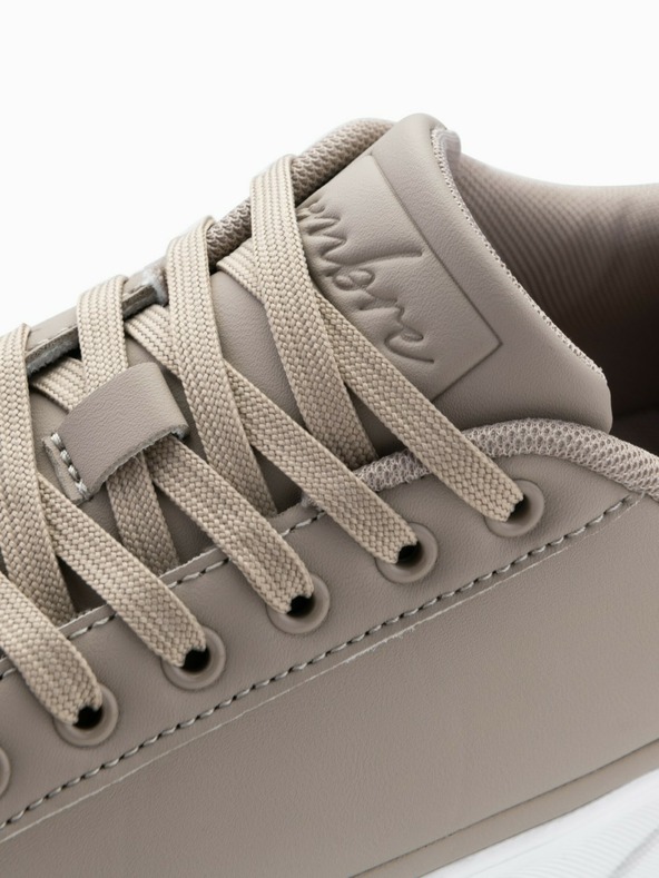 Ombre Clothing Adidași pentru bărbați Îmbrăcăminte Ombre