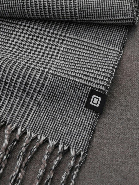 Ombre Clothing Eșarfă reversibilă bărbătească în carouri cu ciucuri negru și alb Ombre Clothing