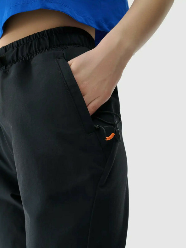4F Pantaloni sport pentru femei 4F