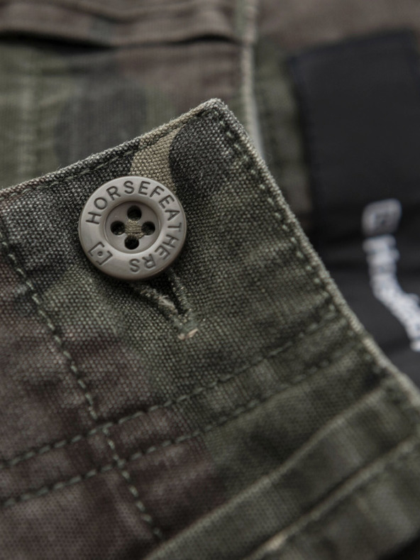 Horsefeathers Pantaloni scurți Baxter - dimensiuni 28 HORSEFEATHERS