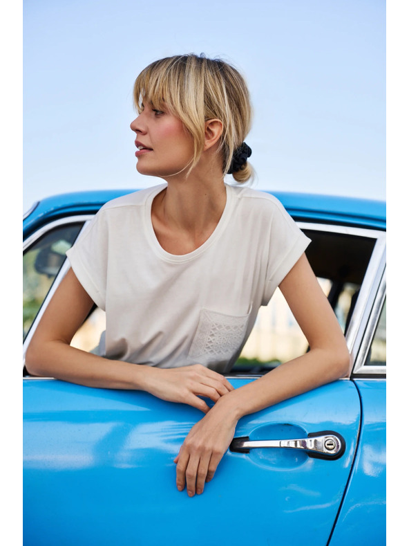 Moodo Top alb din bumbac cu buzunar