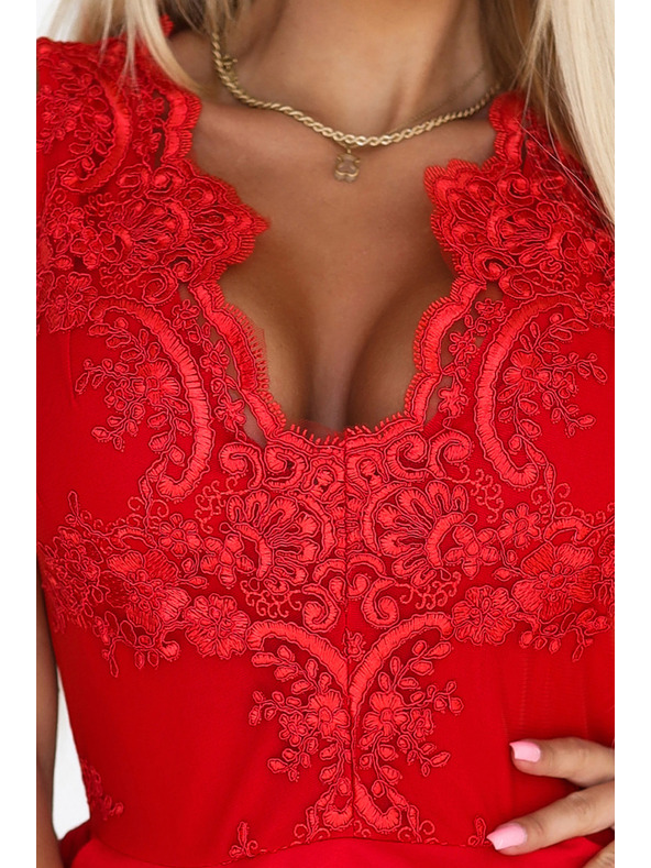 numoco Rochie cocktail roșie CHARLOTTE cu decolteu din dantelă