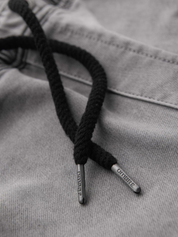 Ombre Clothing Pantaloni scurți din denim pentru bărbați cu cusături decorative - gri deschis