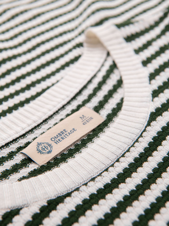 Ombre Clothing Tricou tricotat în dungi marinărești cu design perforat - măsliniu și alb