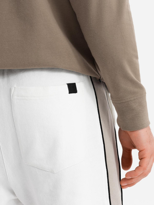 Ombre Clothing Pantaloni scurți de trening pentru bărbați cu dungi late - albi