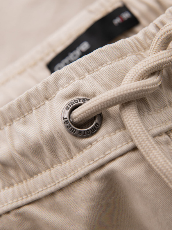 Ombre Clothing Pantaloni scurți pentru bărbați cu croială lejeră și buzunare cargo - crem