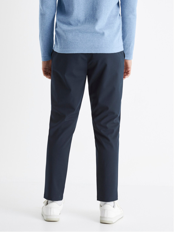 Celio Pantaloni bărbați albastru închis Celio Cosmart