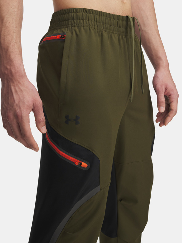 Under Armour Pantaloni sport pentru bărbați Under Armour UA Unstoppable Cargo Pant-GRN