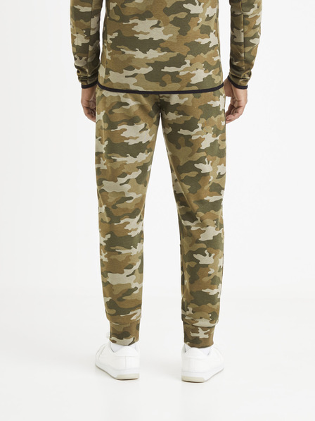 Celio Pantaloni de trening cu model kaki Celio Vojogyoke