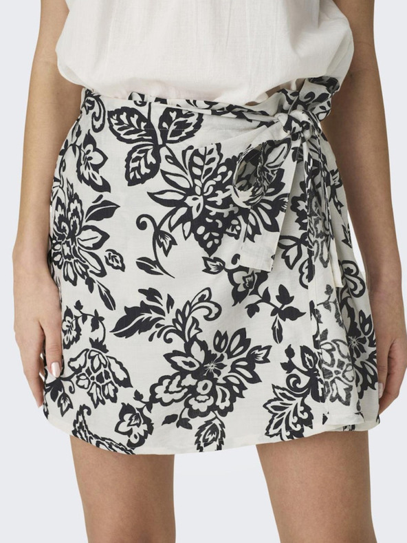 ONLY Pantaloni scurți/fuste cu model alb pentru femei ONLY Kiera