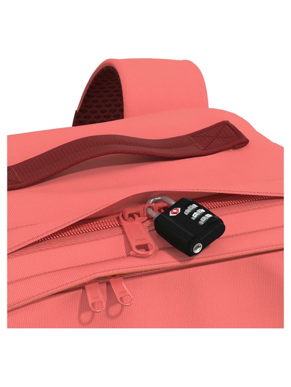 CabinZero CabinZero Classic Pro 42L Peach Valley