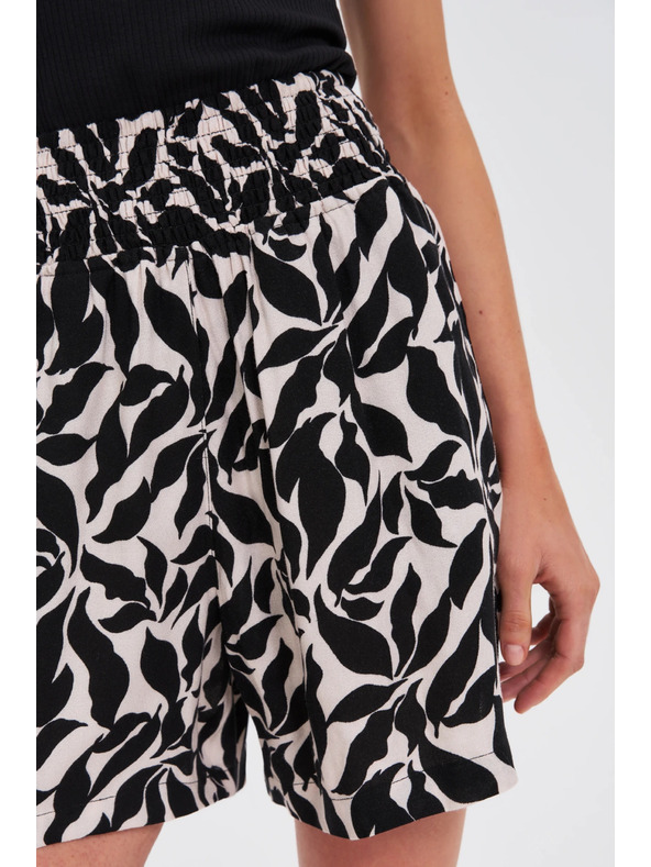 Moodo Pantaloni scurți Moodo pentru femei - bej