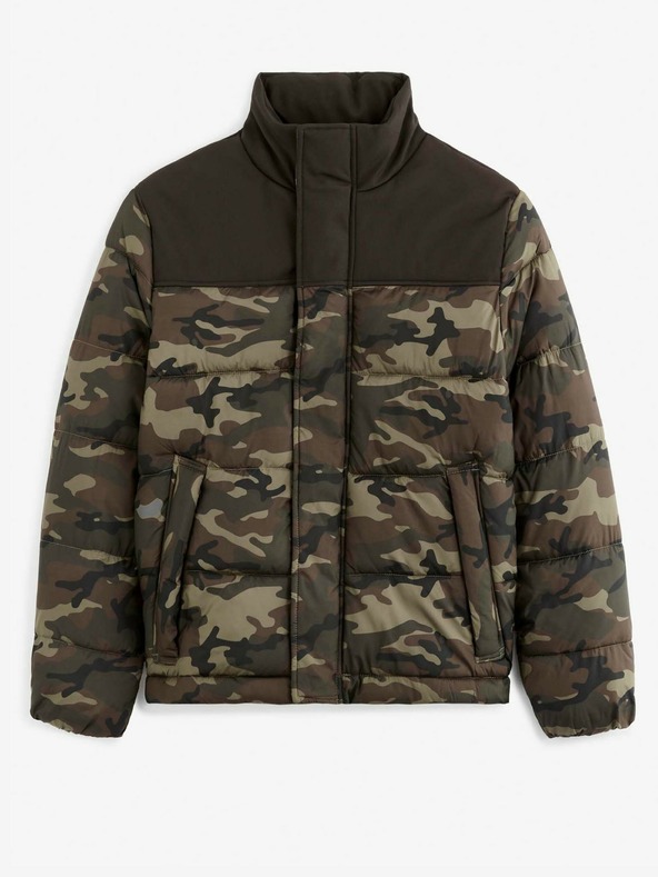 Celio Jachetă de iarnă matlasată cu camuflaj negru și verde pentru bărbați Celio Vuelectron