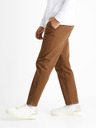 Celio Pantaloni maro pentru bărbați Celio Cochicrop