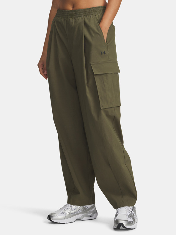Under Armour Pantaloni sport pentru femei Under Armour UA Unstoppable Rstop Cargo-GRN