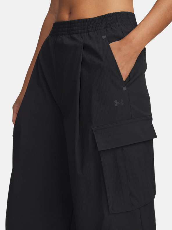 Under Armour Pantaloni sport pentru femei Under Armour UA Unstoppable Rstop Cargo-BLK