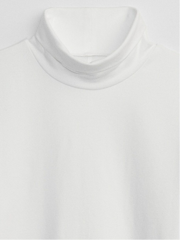 GAP Tricou cu guler GAP