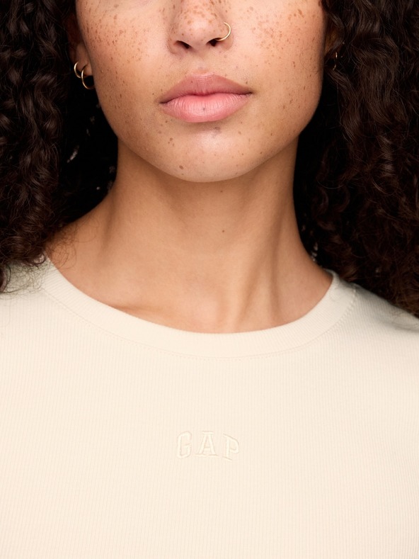 GAP Tricou crop cu logo GAP