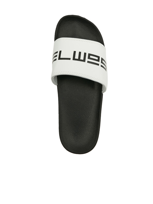 Sam 73 Sholtto Papuci