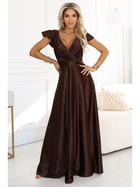 numoco CRYSTAL rochie lungă din satin cu decolteu - ciocolată