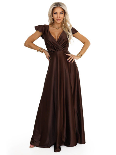 numoco CRYSTAL rochie lungă din satin cu decolteu - ciocolată