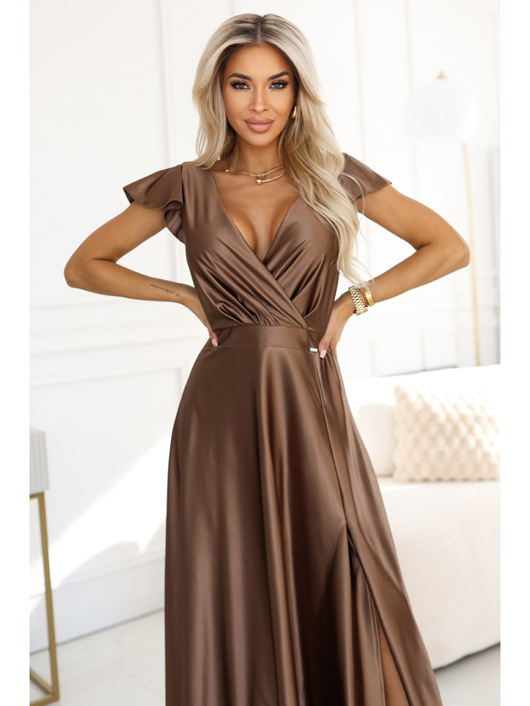 numoco CRYSTAL rochie lungă din satin cu decolteu - mousse de ciocolată