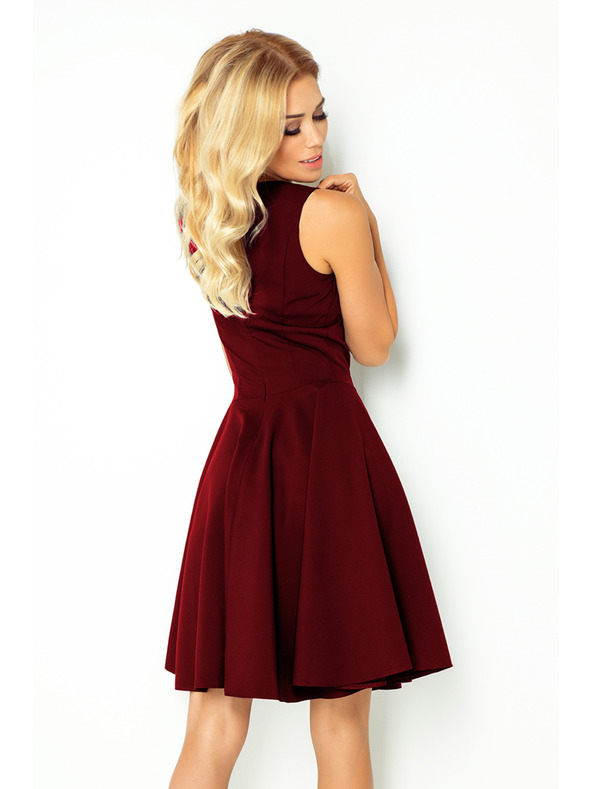 numoco Rochie - decolteu inimă - culoare bordo