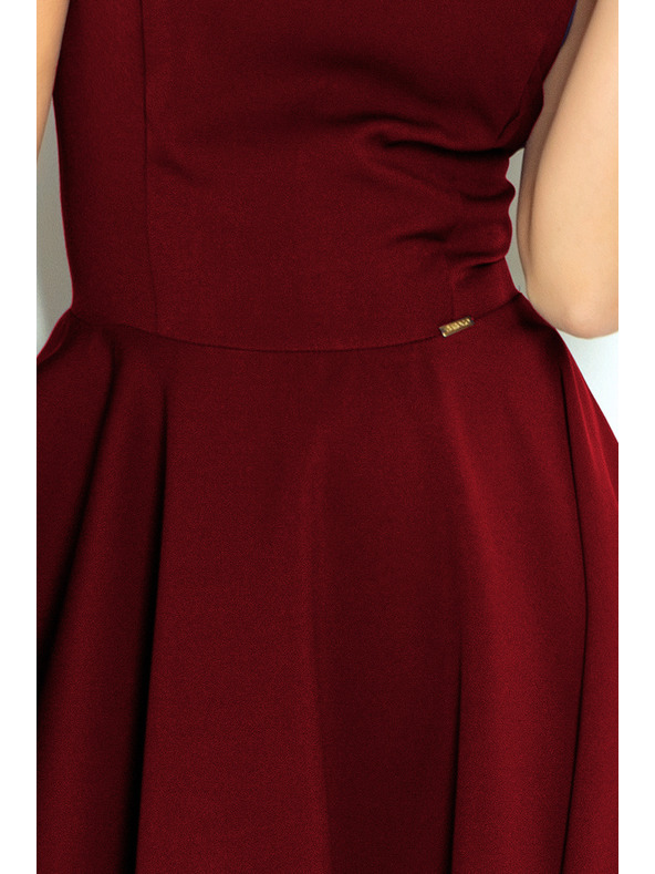numoco Rochie - decolteu inimă - culoare bordo